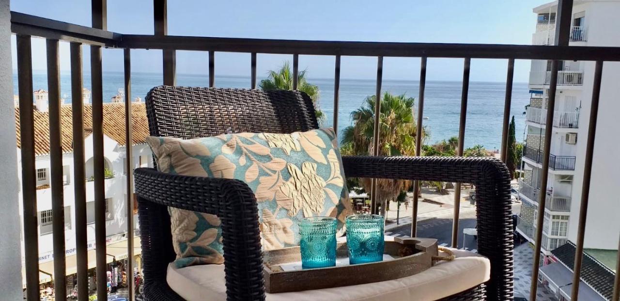 Apartamento Frente Al Mar En La Torrecilla Nerja Eksteriør bilde